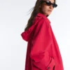 Chaqueta impermeable extra ligera de largo medio 10K