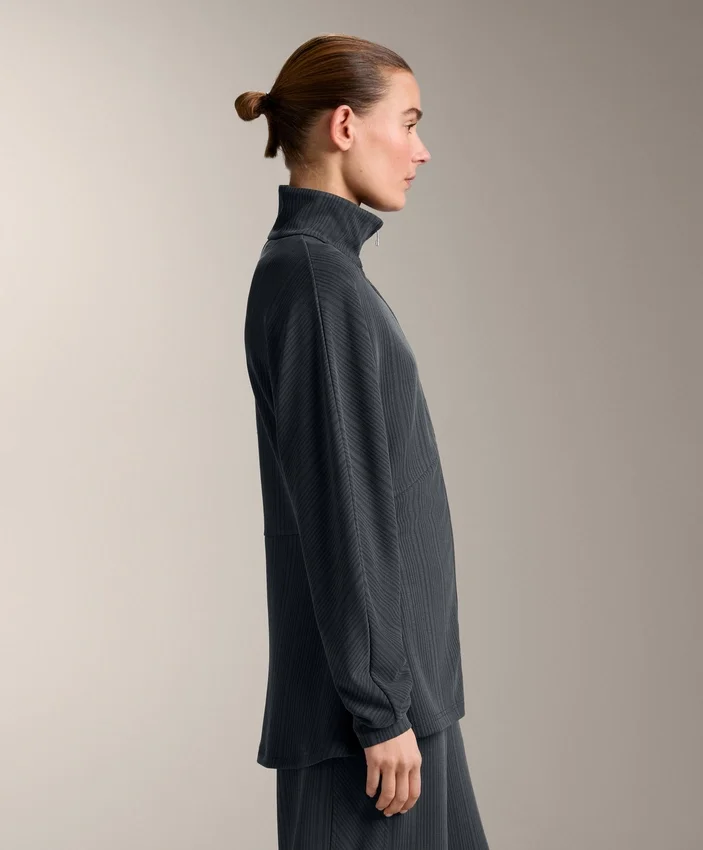 Chaqueta larga asimétrica a rayas con modal Chaqueta larga asimétrica a rayas con modal