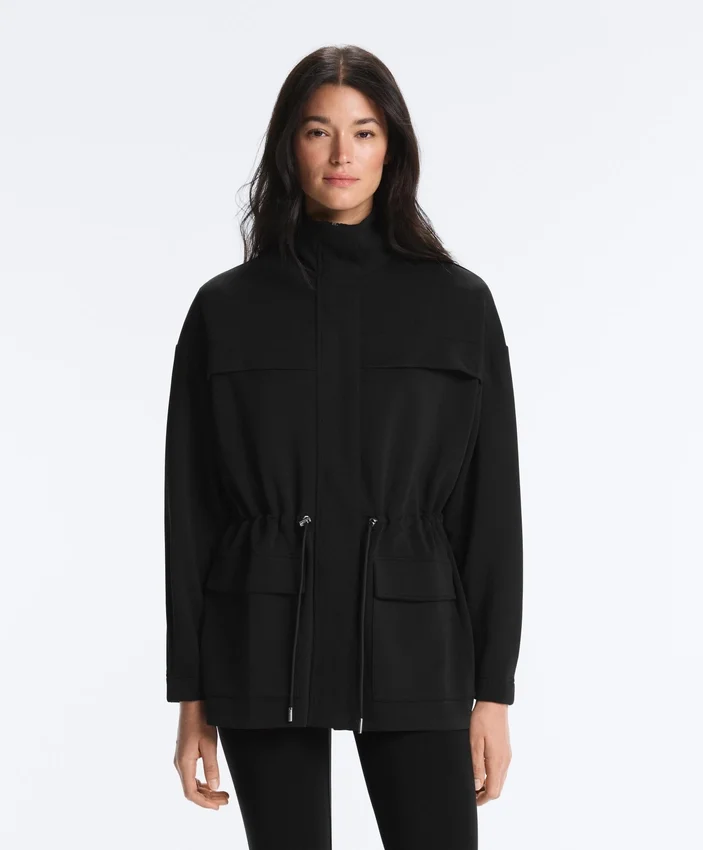 Chaqueta larga con bolsillos de modal y Soft Touch Chaqueta larga con bolsillos de modal y Soft Touch