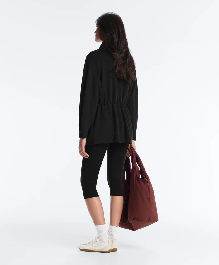 Chaqueta larga con bolsillos de modal y Soft Touch Chaqueta larga con bolsillos de modal y Soft Touch