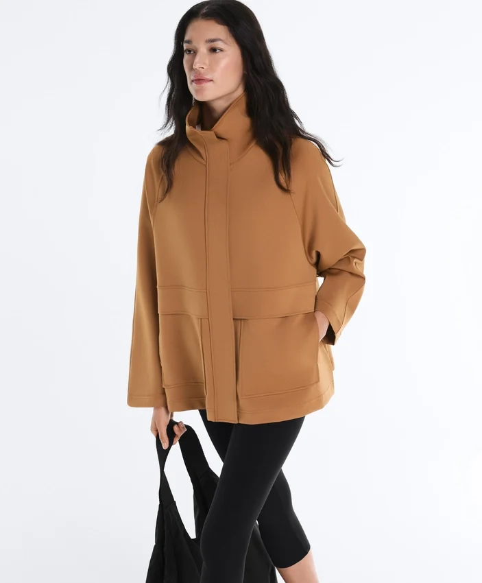 Chaqueta larga con efecto neopreno Chaqueta larga con efecto neopreno