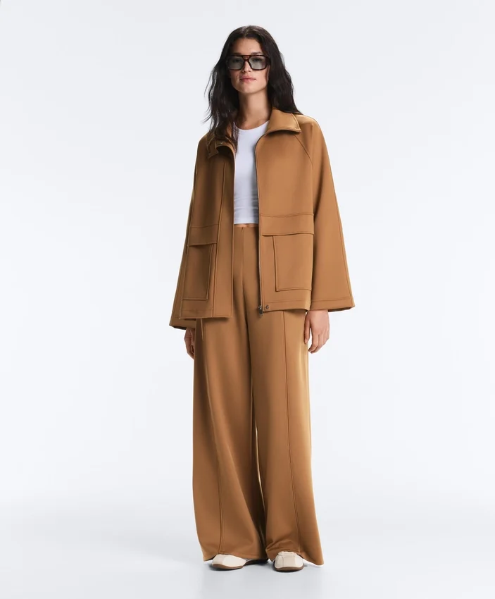 Chaqueta larga con efecto neopreno Chaqueta larga con efecto neopreno