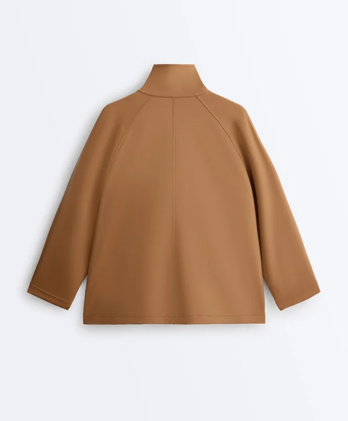 Chaqueta larga con efecto neopreno Chaqueta larga con efecto neopreno