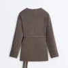 Chaqueta larga con rayas asimétricas y modal