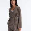 Chaqueta larga con rayas asimétricas y modal