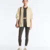 Chaqueta larga de punto con capucha Chaqueta larga de punto con capucha