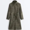 Chaqueta larga extra ligera e impermeable 10K