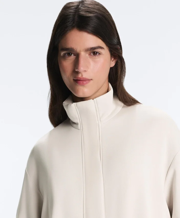Chaqueta larga Soft Touch con modal y bolsillos Chaqueta larga Soft Touch con modal y bolsillos