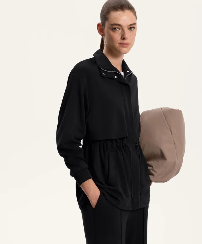 Chaqueta larga Soft Touch con modal y bolsillos Chaqueta larga Soft Touch con modal y bolsillos