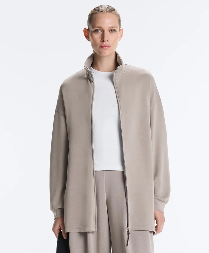 Chaqueta larga tipo corsé con cinturón de modal Soft Touch Chaqueta larga tipo corsé con cinturón de modal Soft Touch