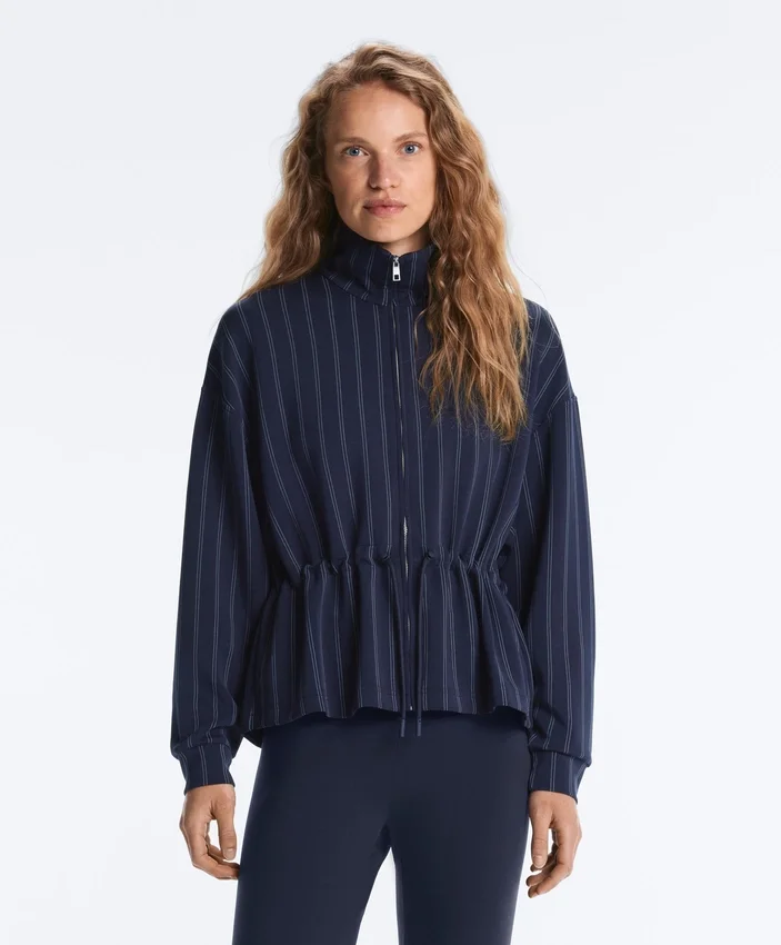 Chaqueta Soft Touch de modal suave al tacto con cintura ajustable y cuello alto Chaqueta Soft Touch de modal suave al tacto con cintura ajustable y cuello alto