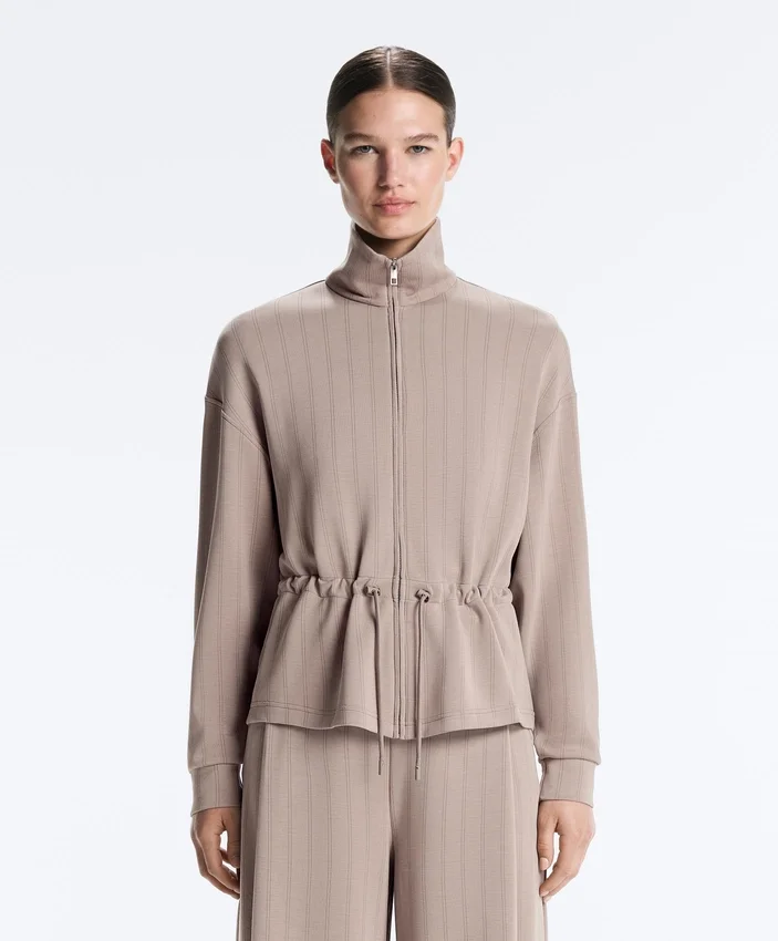 Chaqueta Soft Touch de modal suave al tacto con cintura ajustable y cuello alto Chaqueta Soft Touch de modal suave al tacto con cintura ajustable y cuello alto