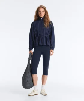 Chaqueta Soft Touch de modal suave al tacto con cintura ajustable y cuello alto