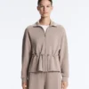 Chaqueta Soft Touch de modal suave al tacto con cintura ajustable y cuello alto Chaqueta Soft Touch de modal suave al tacto con cintura ajustable y cuello alto