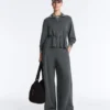 Chaqueta Soft Touch de modal suave al tacto con cintura ajustable y cuello alto Chaqueta Soft Touch de modal suave al tacto con cintura ajustable y cuello alto