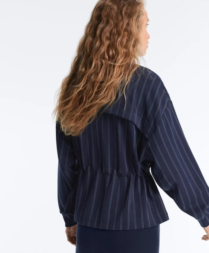 Chaqueta Soft Touch de modal suave al tacto con cintura ajustable y cuello alto Chaqueta Soft Touch de modal suave al tacto con cintura ajustable y cuello alto