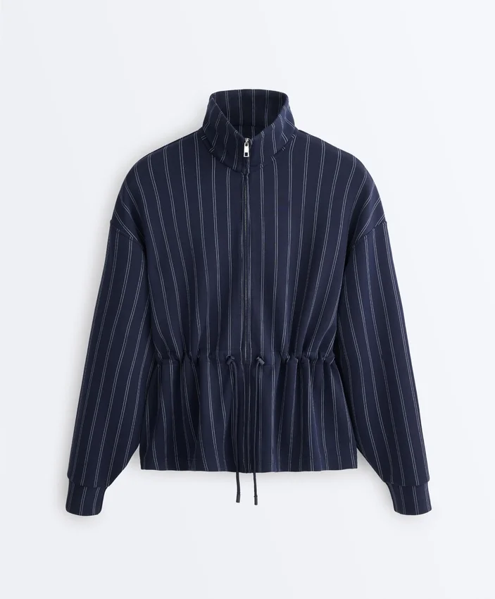 Chaqueta Soft Touch de modal suave al tacto con cintura ajustable y cuello alto Chaqueta Soft Touch de modal suave al tacto con cintura ajustable y cuello alto