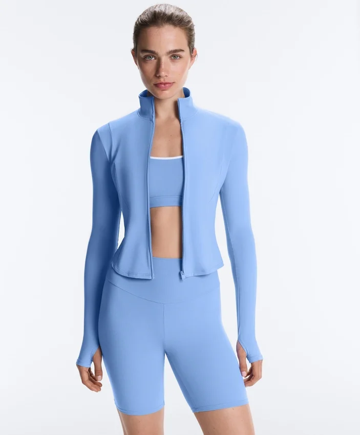Chaqueta técnica corta y Light Touch Chaqueta técnica corta y Light Touch