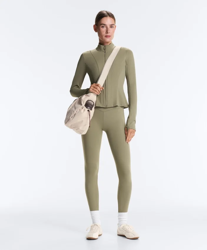 Chaqueta técnica Evermove con volantes Chaqueta técnica Evermove con volantes