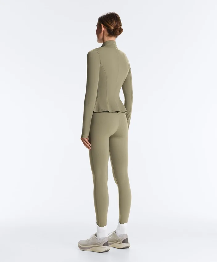 Chaqueta técnica Evermove con volantes Chaqueta técnica Evermove con volantes
