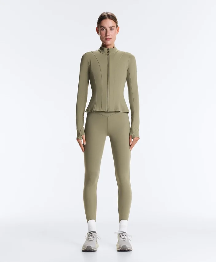 Chaqueta técnica Evermove con volantes Chaqueta técnica Evermove con volantes