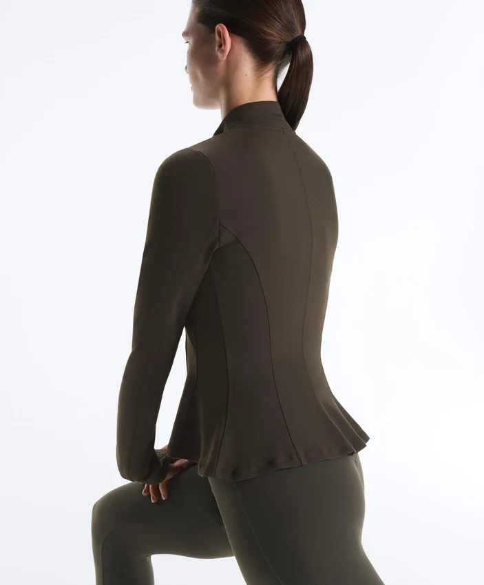 Chaqueta técnica Evermove con volantes Chaqueta técnica Evermove con volantes