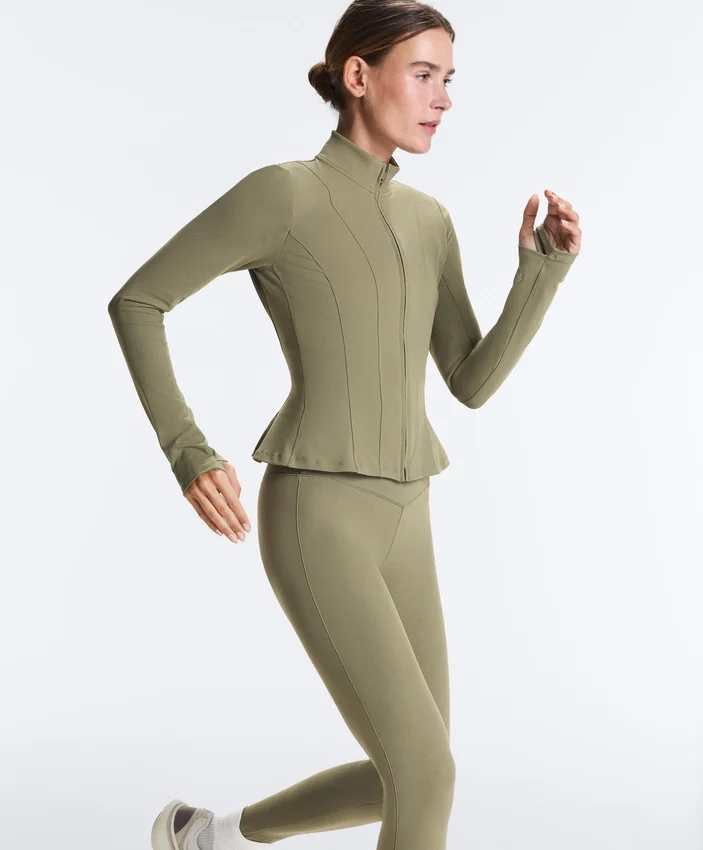 Chaqueta técnica Evermove con volantes Chaqueta técnica Evermove con volantes
