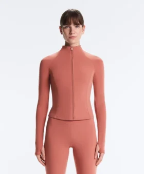 Chaqueta técnica ligera y cálida
