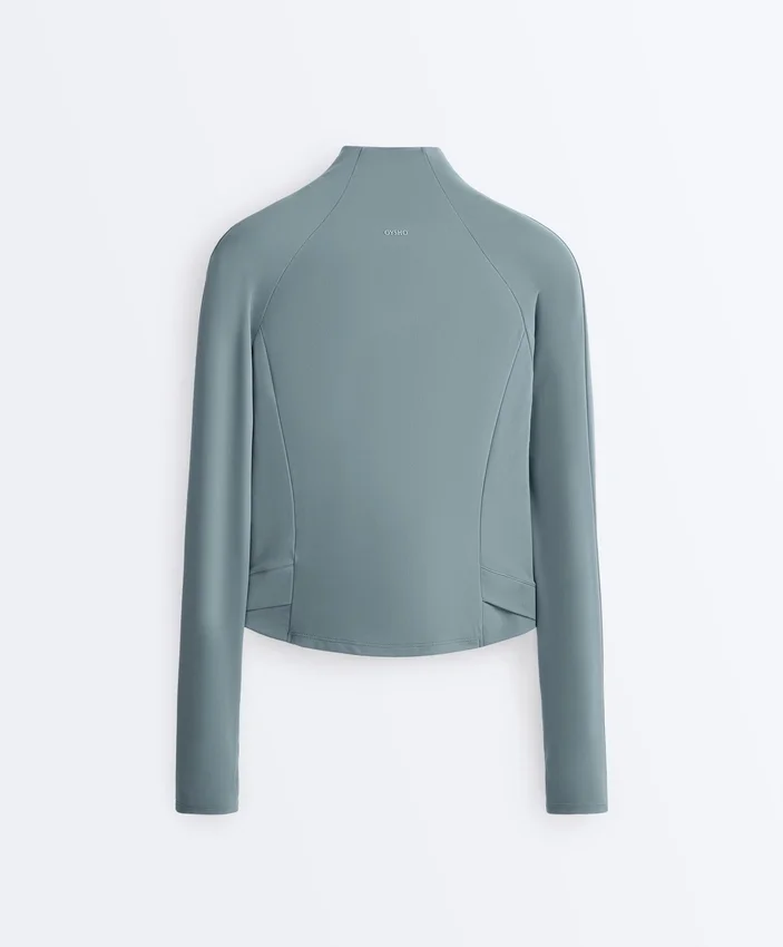 Chaqueta técnica ligera y cálida Chaqueta técnica ligera y cálida