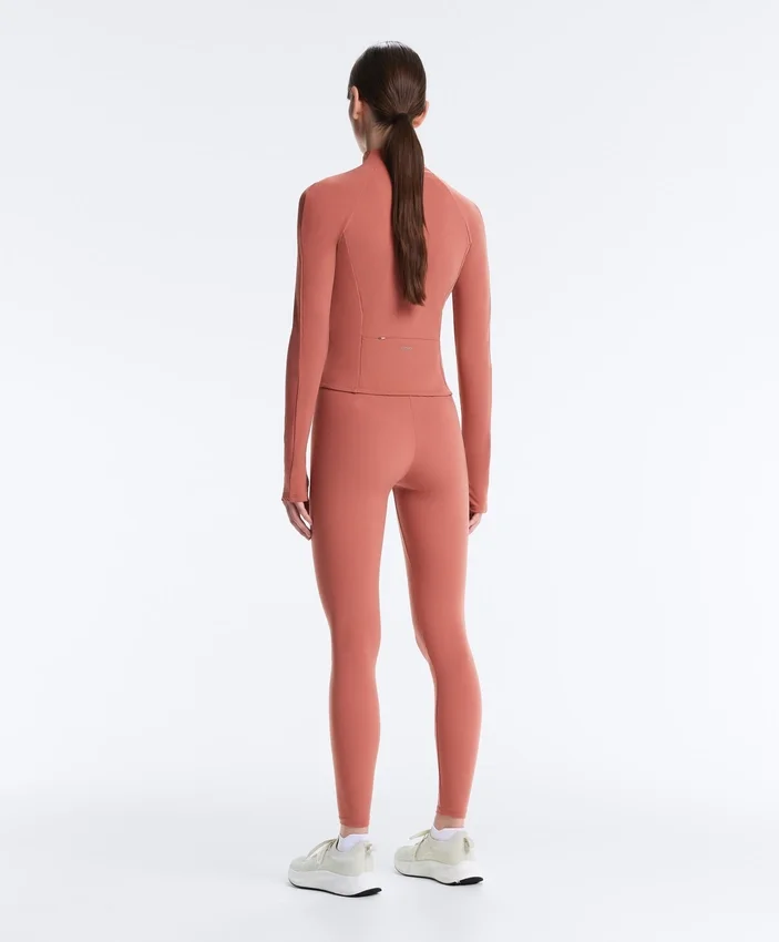 Chaqueta técnica ligera y cálida Chaqueta técnica ligera y cálida