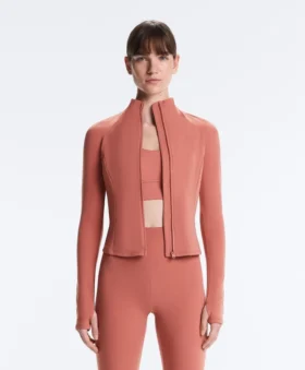 Chaqueta técnica ligera y cálida