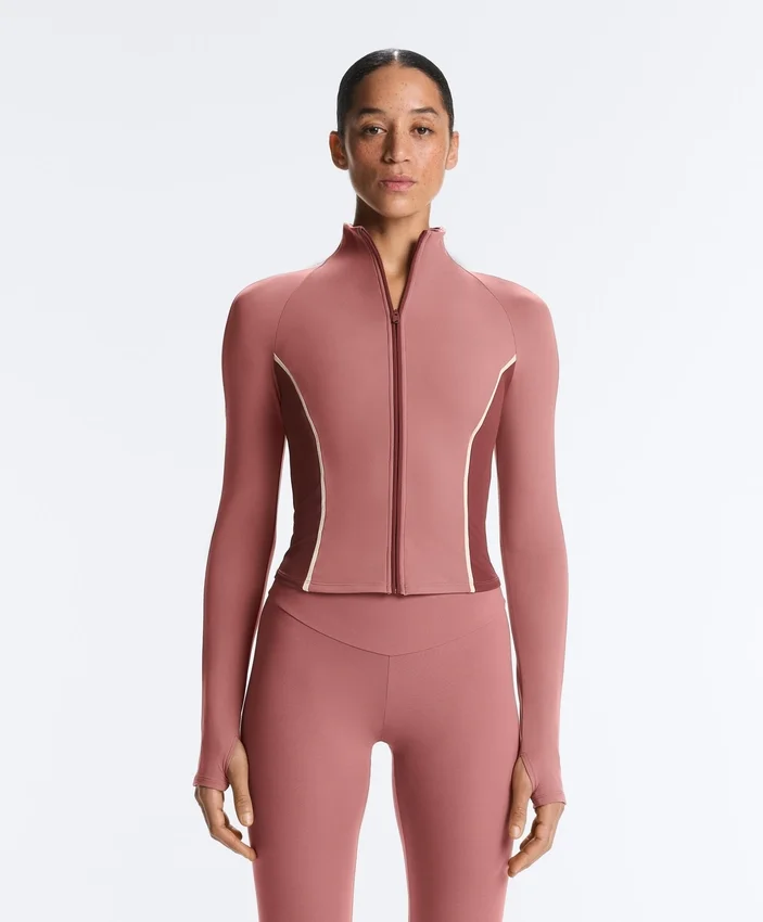 Chaqueta técnica ligera y cálida Chaqueta técnica ligera y cálida