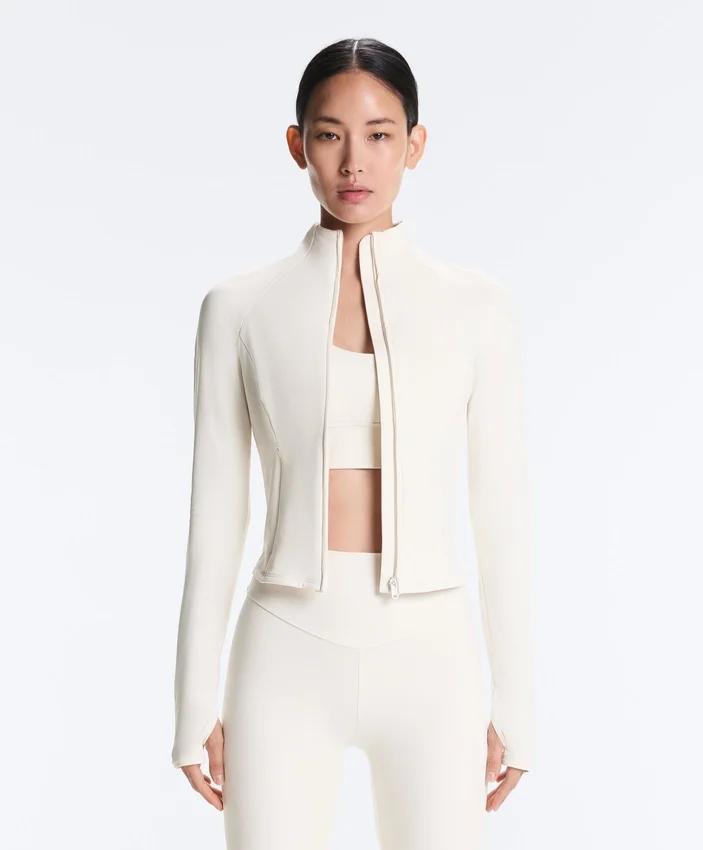 Chaqueta técnica ligera y cálida Chaqueta técnica ligera y cálida