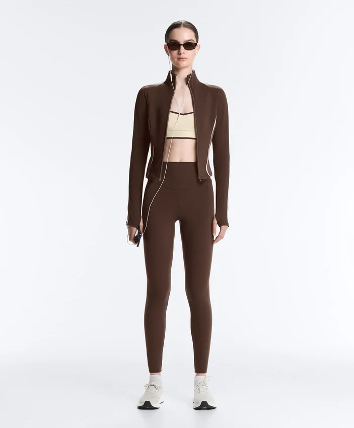 Chaqueta técnica ligera y cálida Chaqueta técnica ligera y cálida