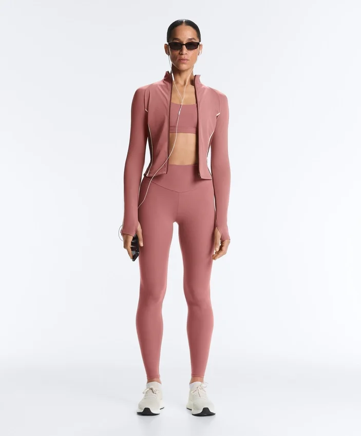 Chaqueta técnica ligera y cálida Chaqueta técnica ligera y cálida