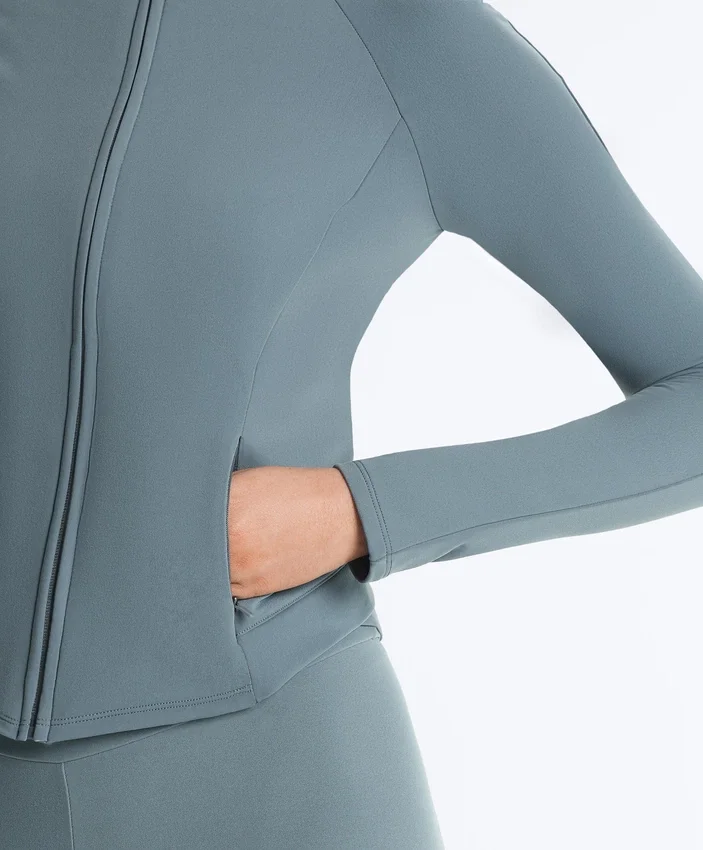 Chaqueta técnica ligera y cálida Chaqueta técnica ligera y cálida