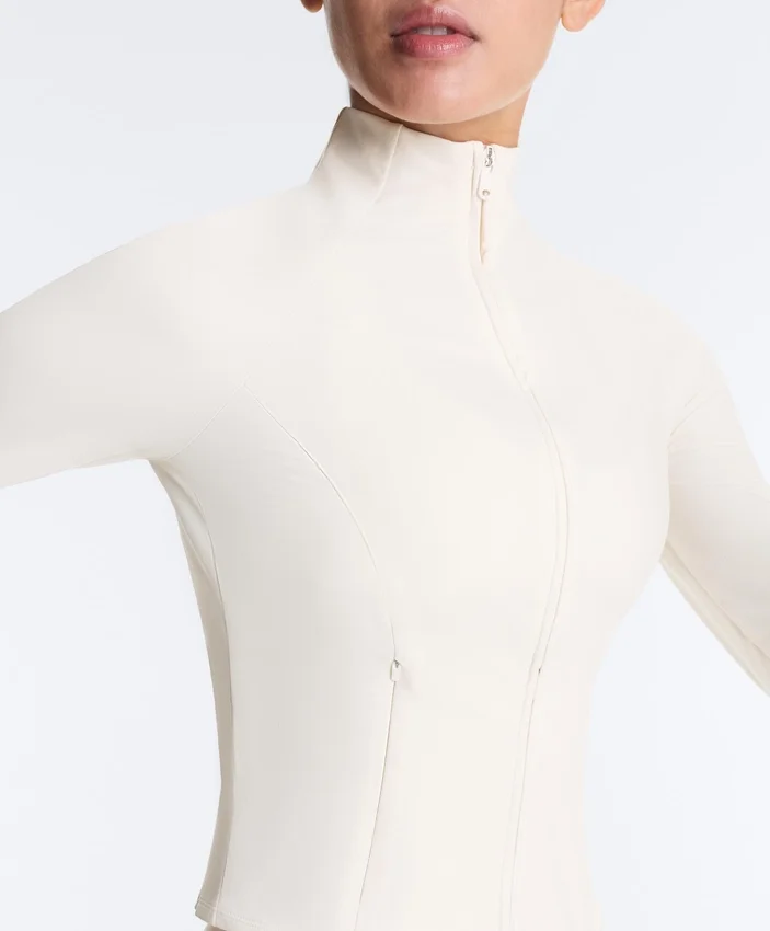 Chaqueta técnica ligera y cálida Chaqueta técnica ligera y cálida
