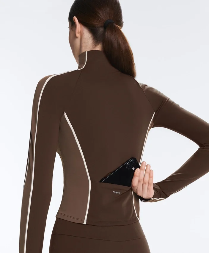 Chaqueta técnica ligera y cálida Chaqueta técnica ligera y cálida