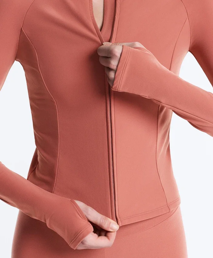 Chaqueta técnica ligera y cálida Chaqueta técnica ligera y cálida