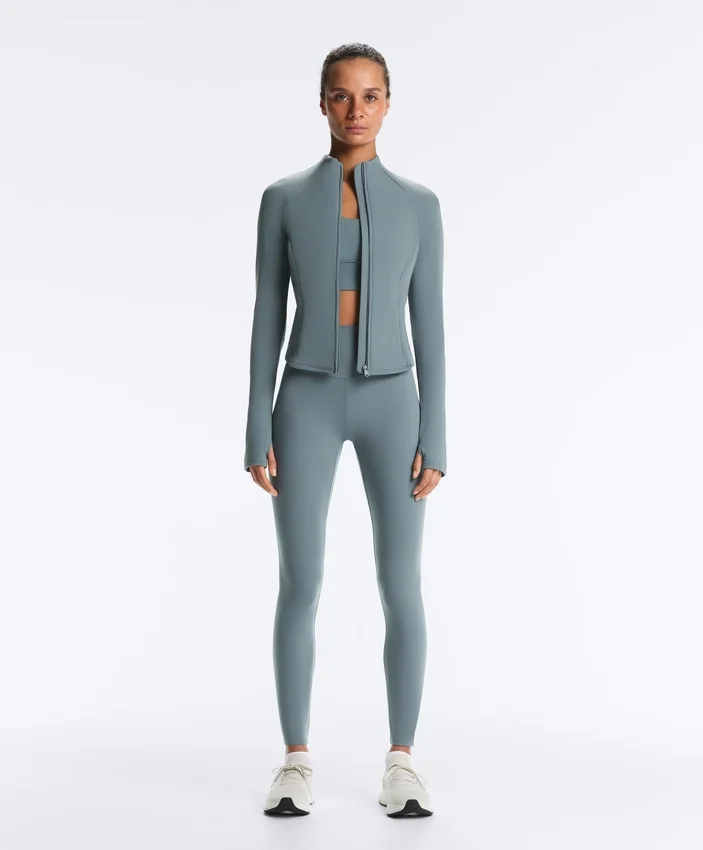 Chaqueta técnica ligera y cálida Chaqueta técnica ligera y cálida