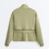 Chaqueta tipo capa de corte recto con rayas finas de modal Soft Touch Chaqueta tipo capa de corte recto con rayas finas de modal Soft Touch