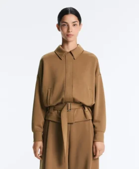 Chaqueta utilitaria de sarga con cinturón Chaqueta utilitaria de sarga con cinturón