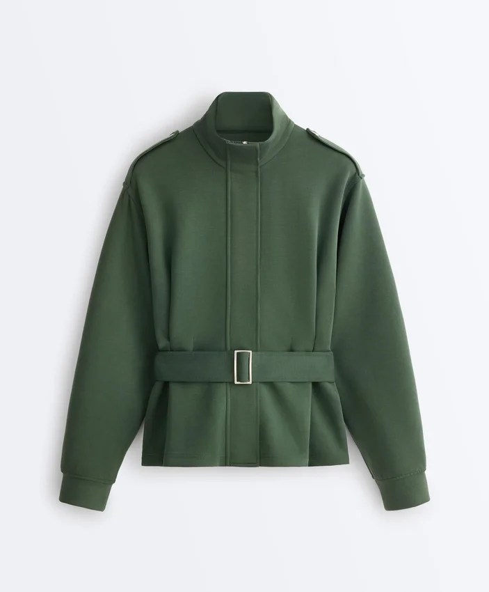 Chaqueta utilitaria de sarga con cinturón Chaqueta utilitaria de sarga con cinturón