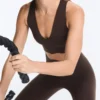 Compressive Sports Bra de sujeción media con diseño ondulado