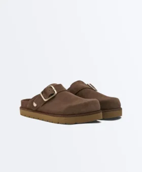 Mules de piel serraje con hebilla