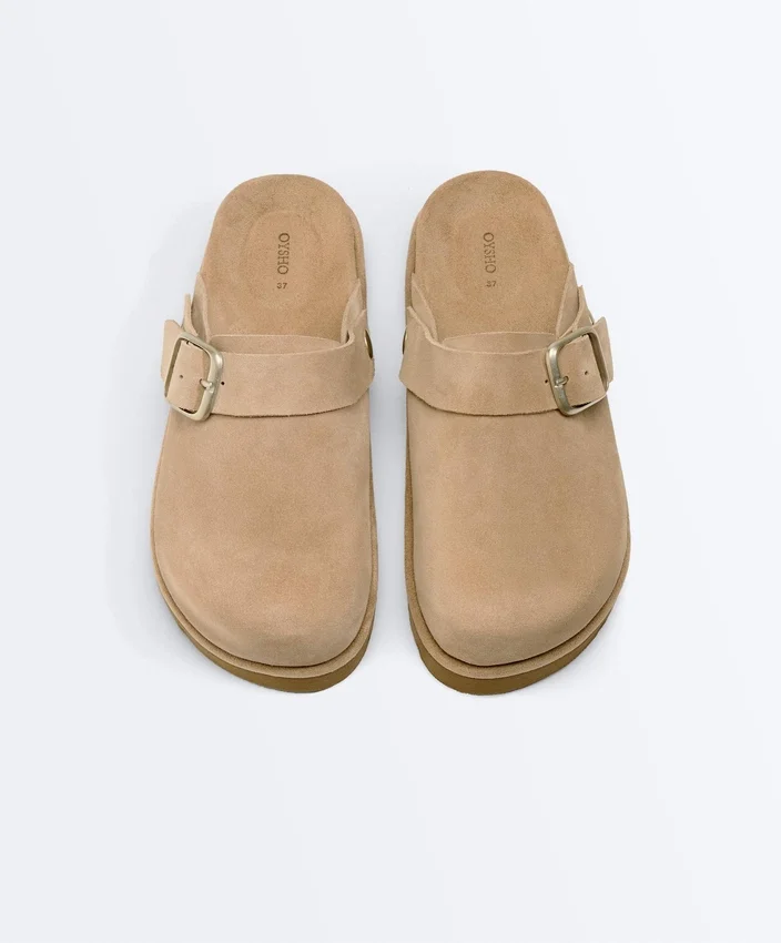 Mules de piel serraje con hebilla Mules de piel serraje con hebilla