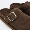 Mules de piel serraje con hebilla Mules de piel serraje con hebilla