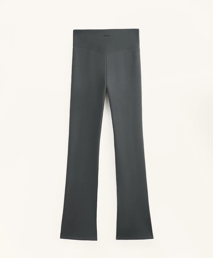 Pantalones acampanados de canalé extra cálidos sin costuras y de talle superalto Pantalones acampanados de canalé extra cálidos sin costuras y de talle superalto