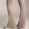 Pantalones acampanados de punto