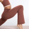 Pantalones acampanados de talle alto Comfortlux con cintura drapeada